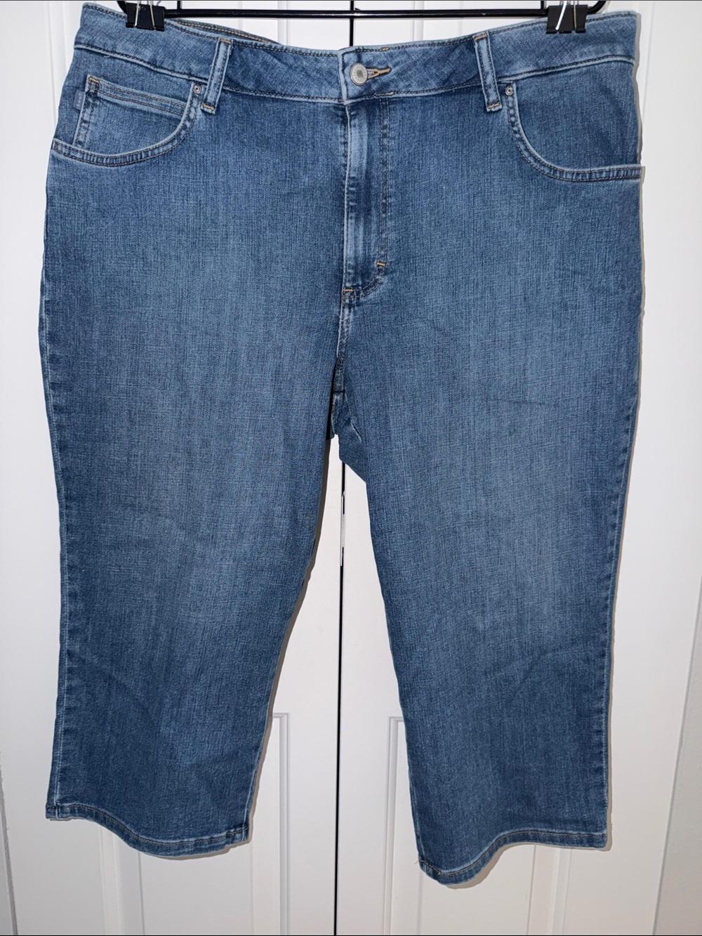 Lee Women's Blue Cropped Denim Capris